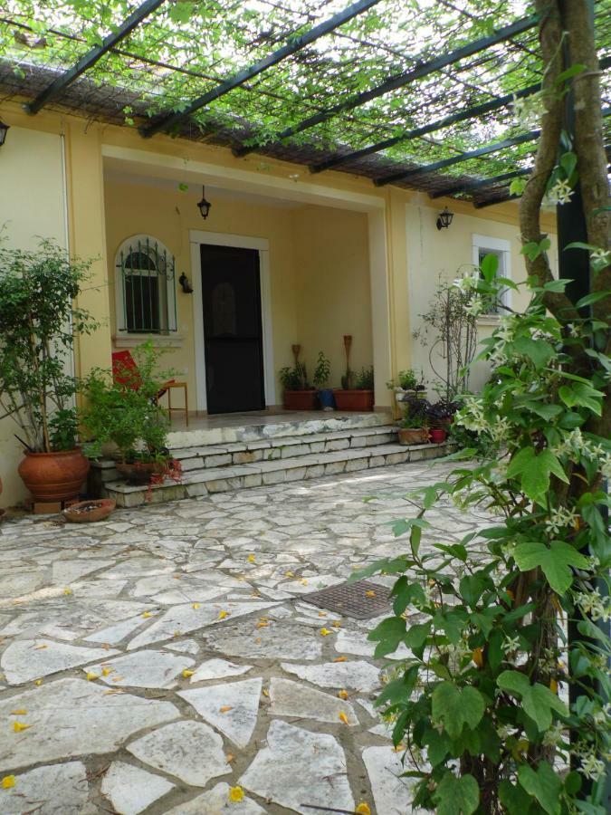 Theni Olive Grove Villa Kato Yerakarion Exterior foto