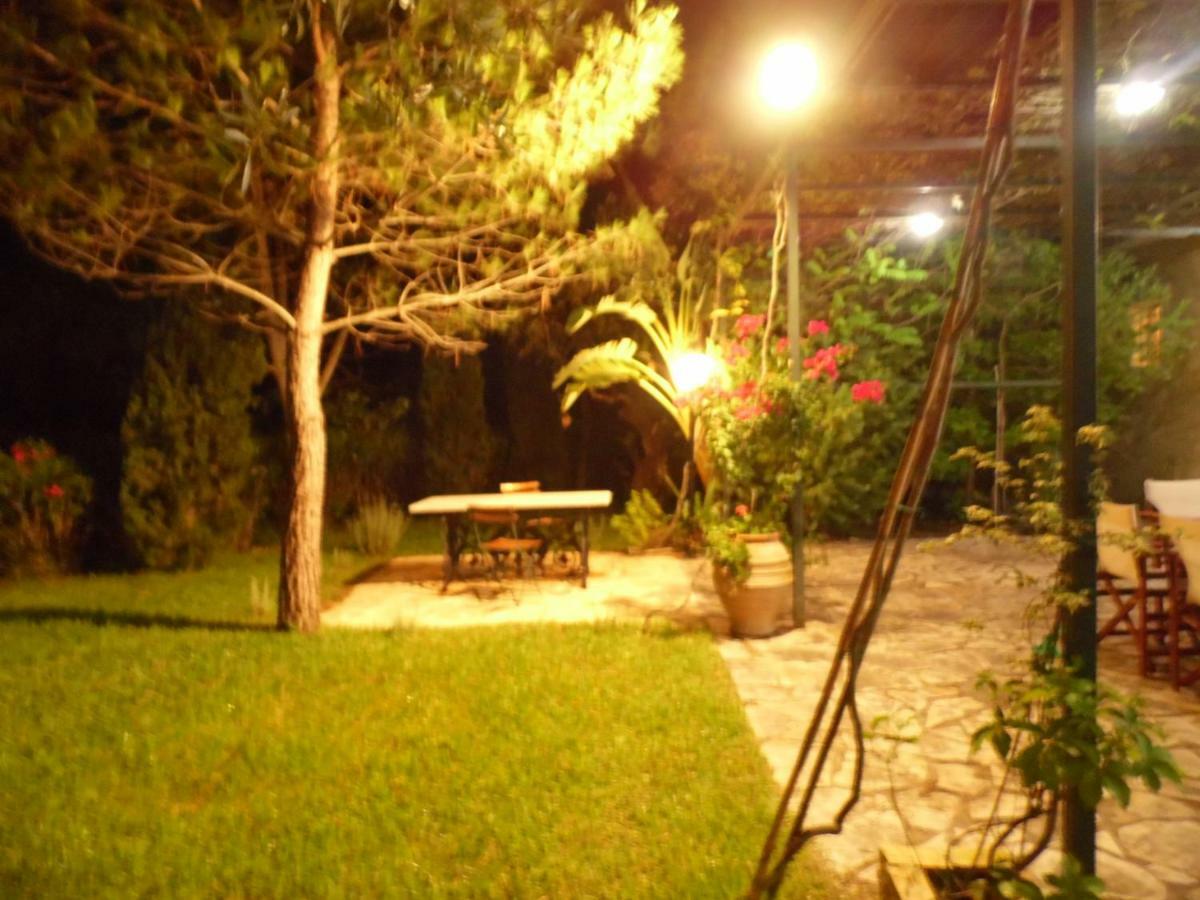 Theni Olive Grove Villa Kato Yerakarion Exterior foto