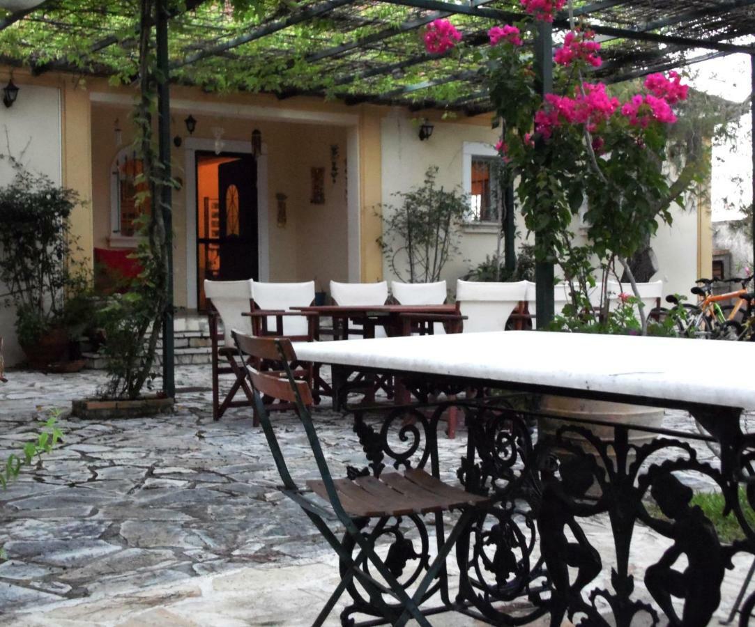 Theni Olive Grove Villa Kato Yerakarion Exterior foto