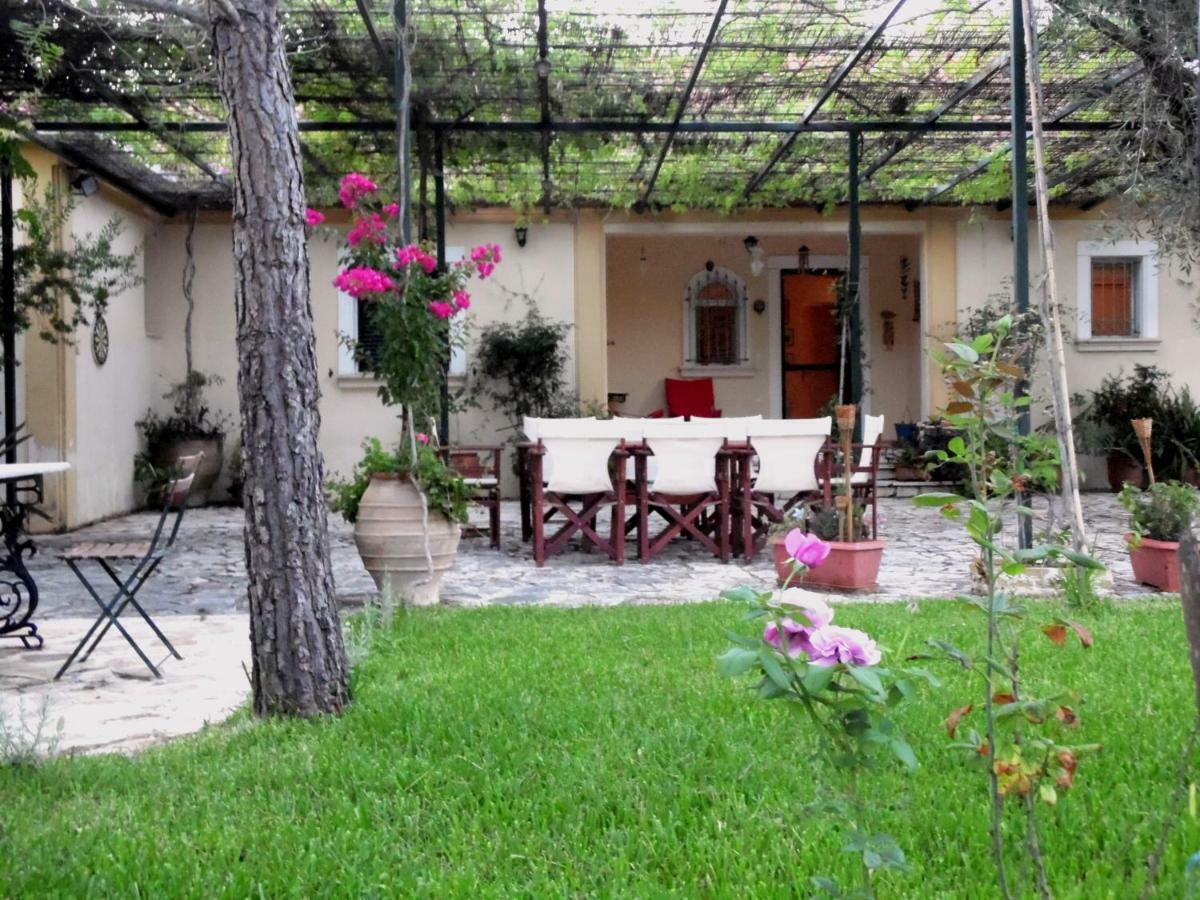 Theni Olive Grove Villa Kato Yerakarion Exterior foto